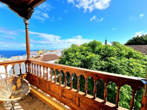 Icod Centre Jacaranda Cozy Apartment by HRTenerife Net